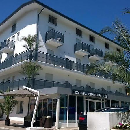Hotel Gambrinus Линьяно-Саббьядоро Экстерьер фото